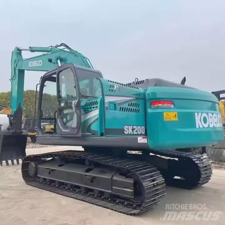 Kobelco SK200 Vikšriniai ekskavatoriai