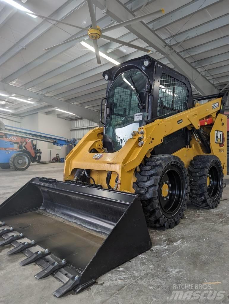 CAT 262 D3 Krautuvai su šoniniu pasukimu