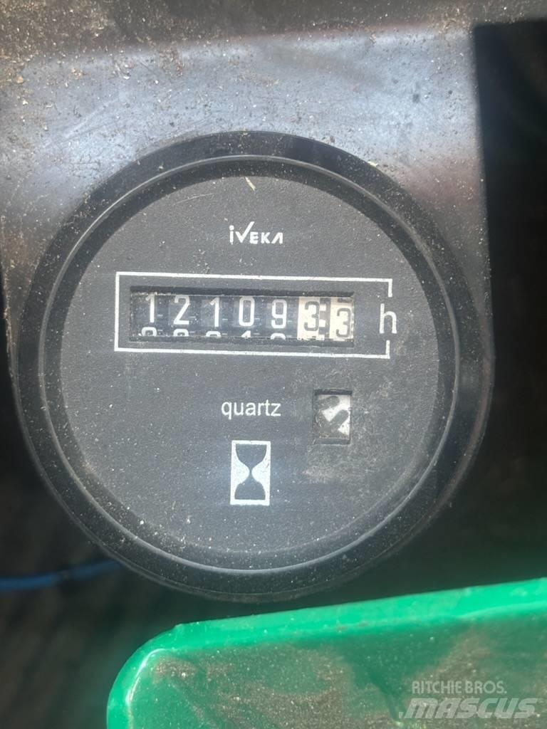 Timberjack 1110C Naudoti miškovežiai (Forvarderiai)