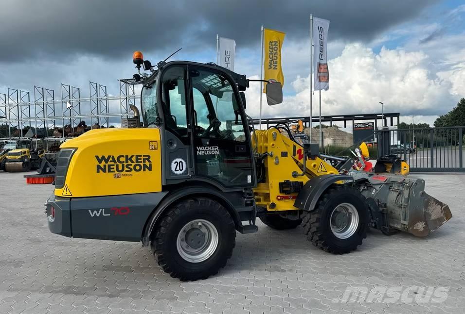 Wacker Neuson WL 70 Krautuvai su šoniniu pasukimu