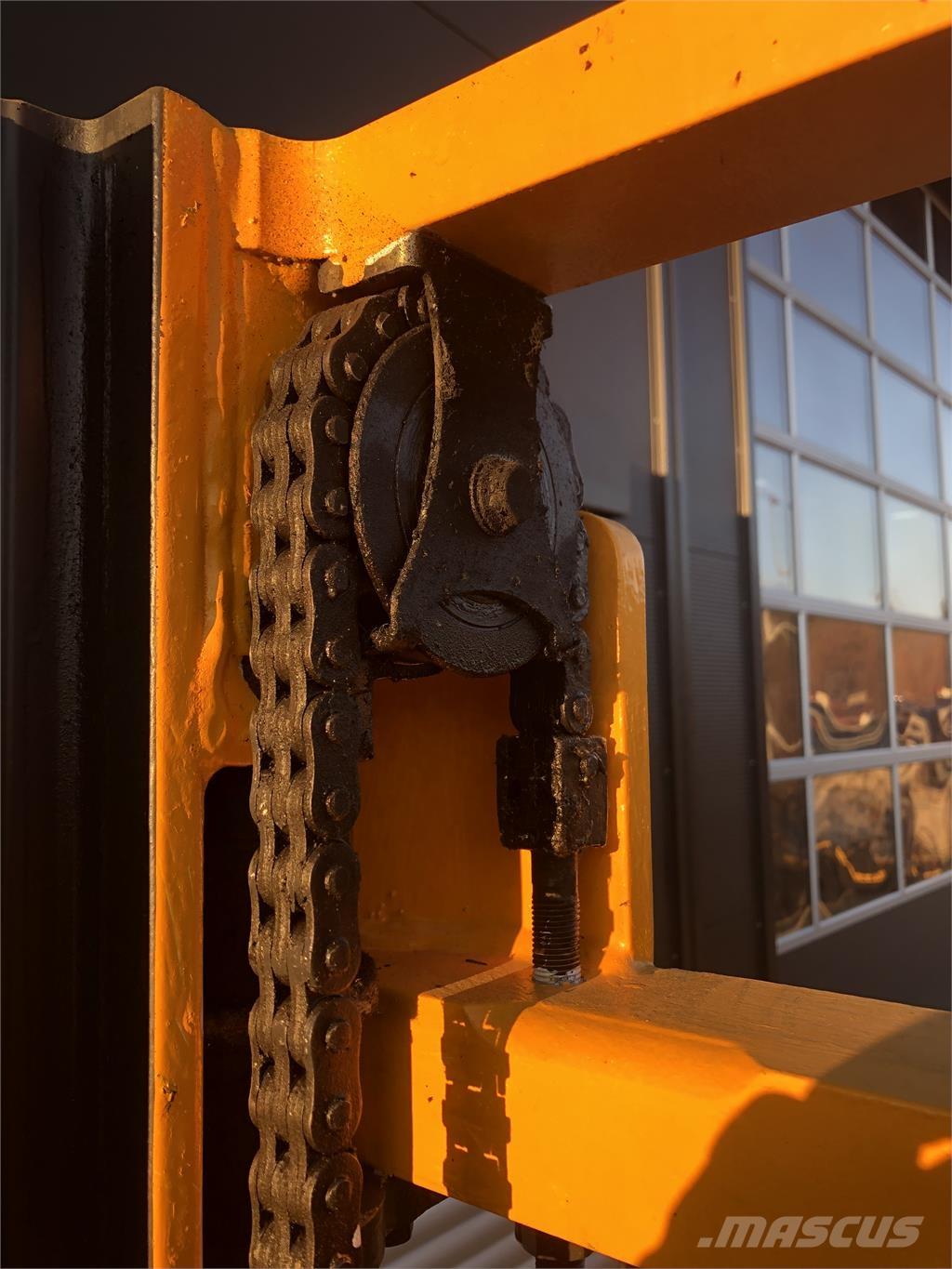 Jungheinrich WP16 Savaeigiai rietuvai