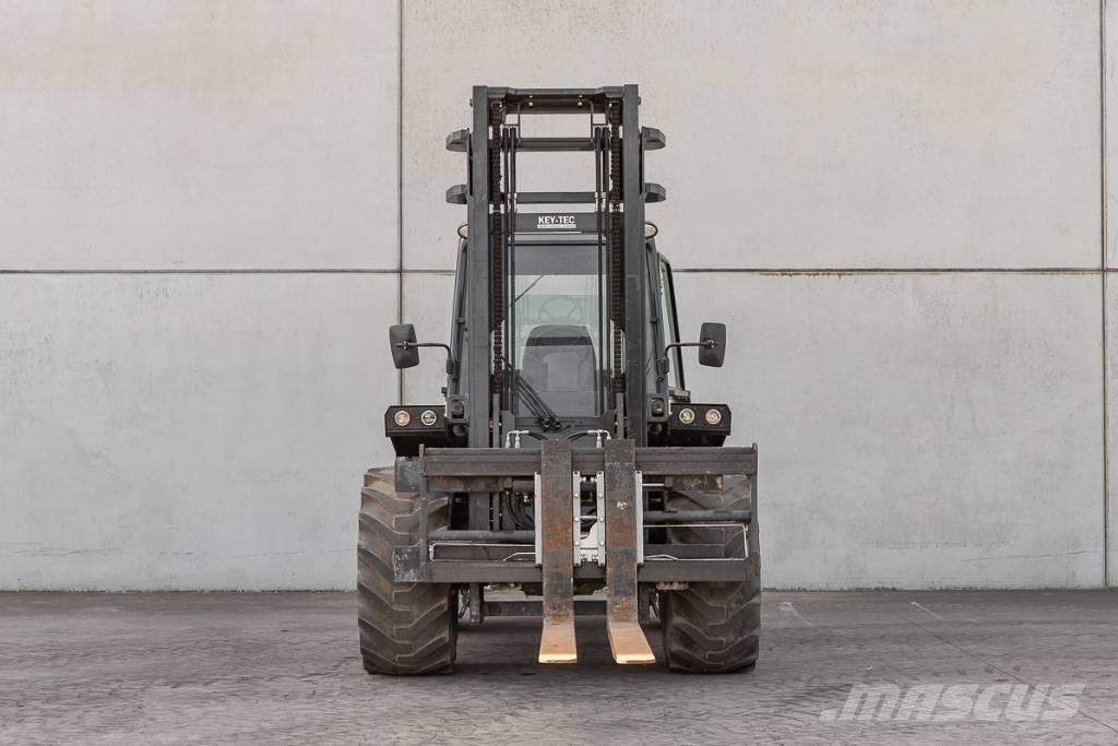 Manitou M 50-4 Dyzeliniai krautuvai