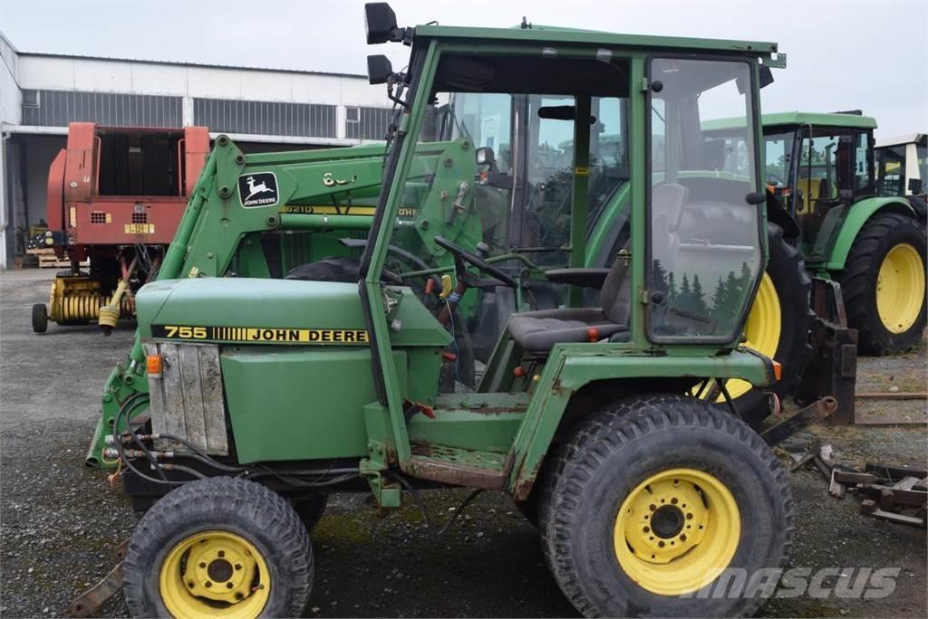 John Deere 755 Traktoriai