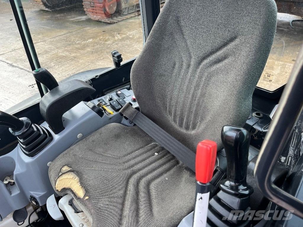 Kubota U 27-4 Mini ekskavatoriai < 7 t
