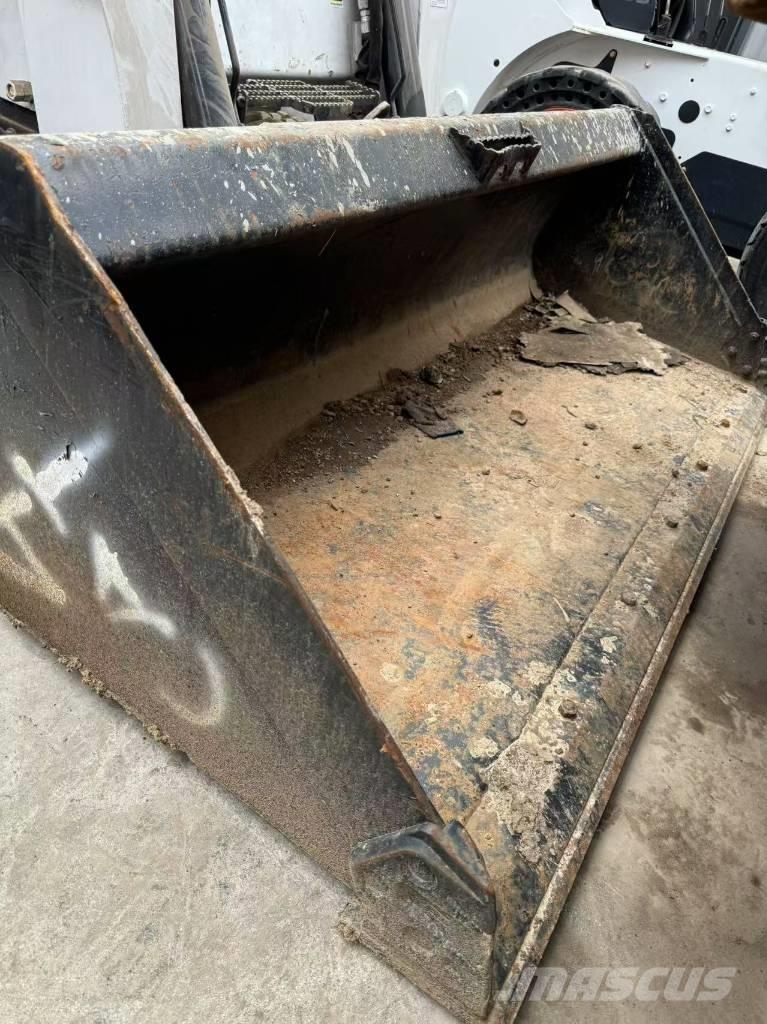 Bobcat T 770 Vikšriniai krautuvai