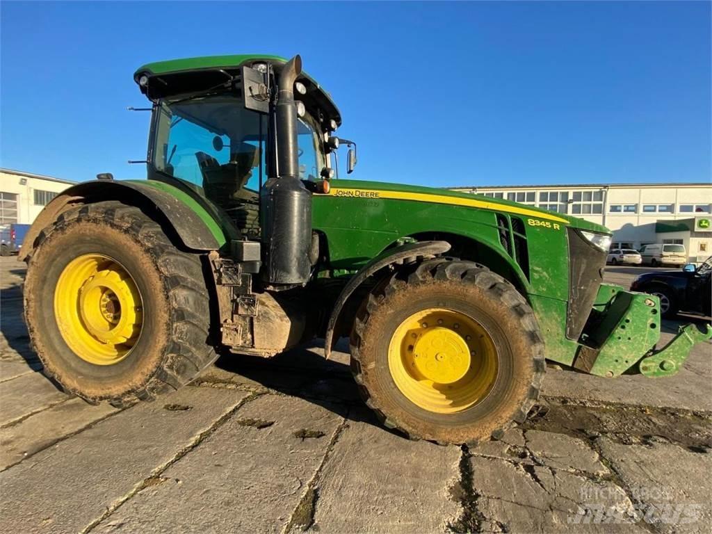 John Deere 8345 R Traktoriai