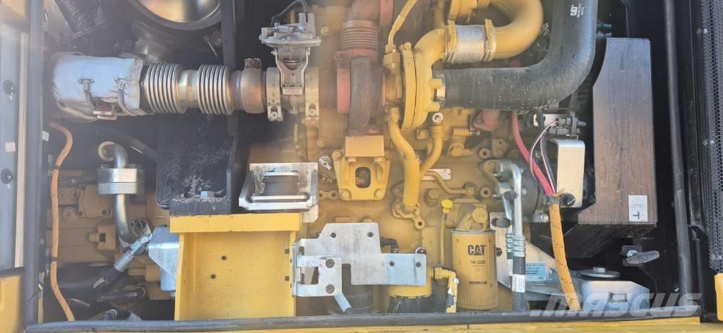 CAT M 315 F Ratiniai ekskavatoriai