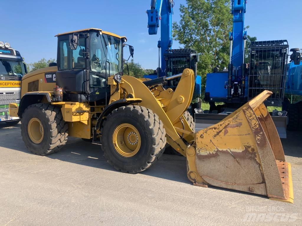 CAT 926M Naudoti ratiniai krautuvai