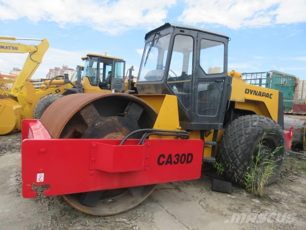Dynapac CA 30 D Vieno būgno volai