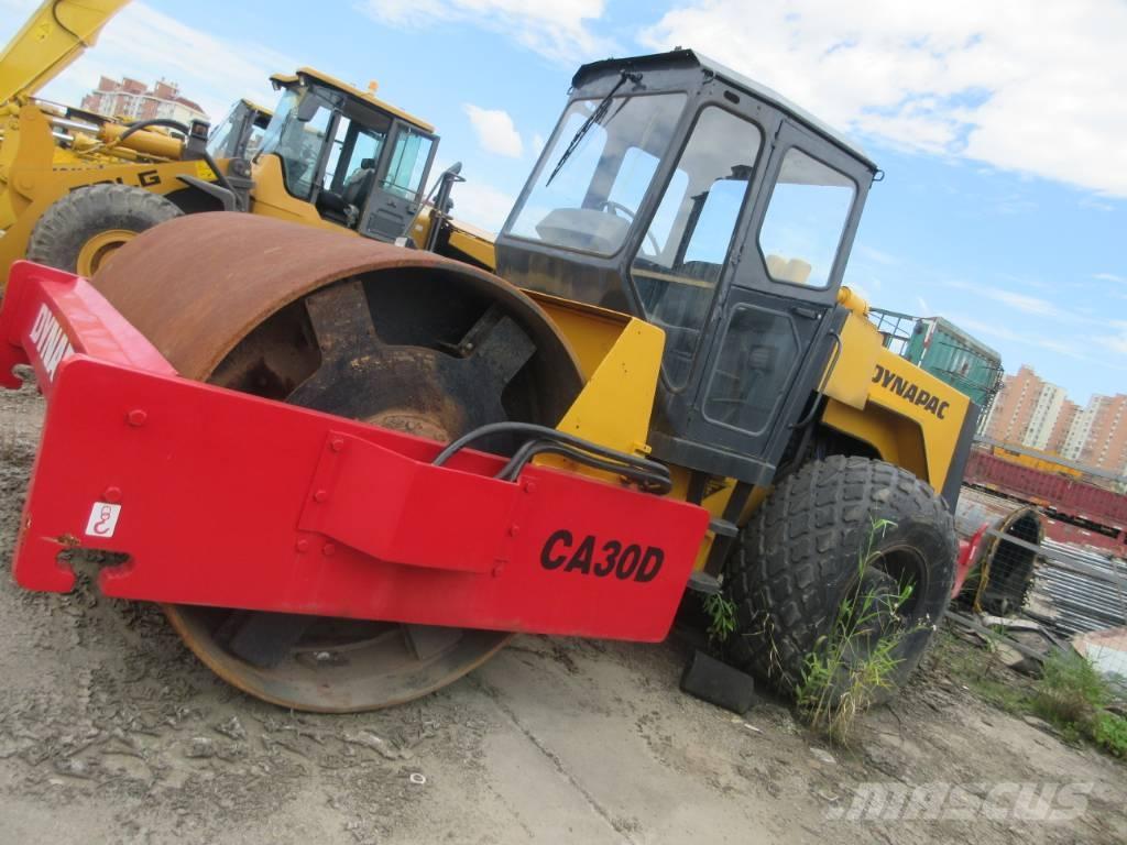 Dynapac CA 30 D Vieno būgno volai