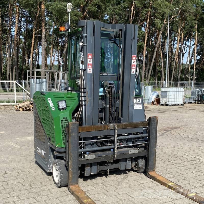 Combilift CB 2500 Šakiniai krautuvai su privažiavimu iš visų keturių pusių