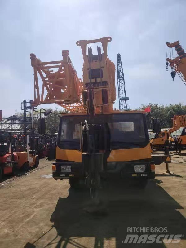 XCMG QY50K Visureigiai kranai