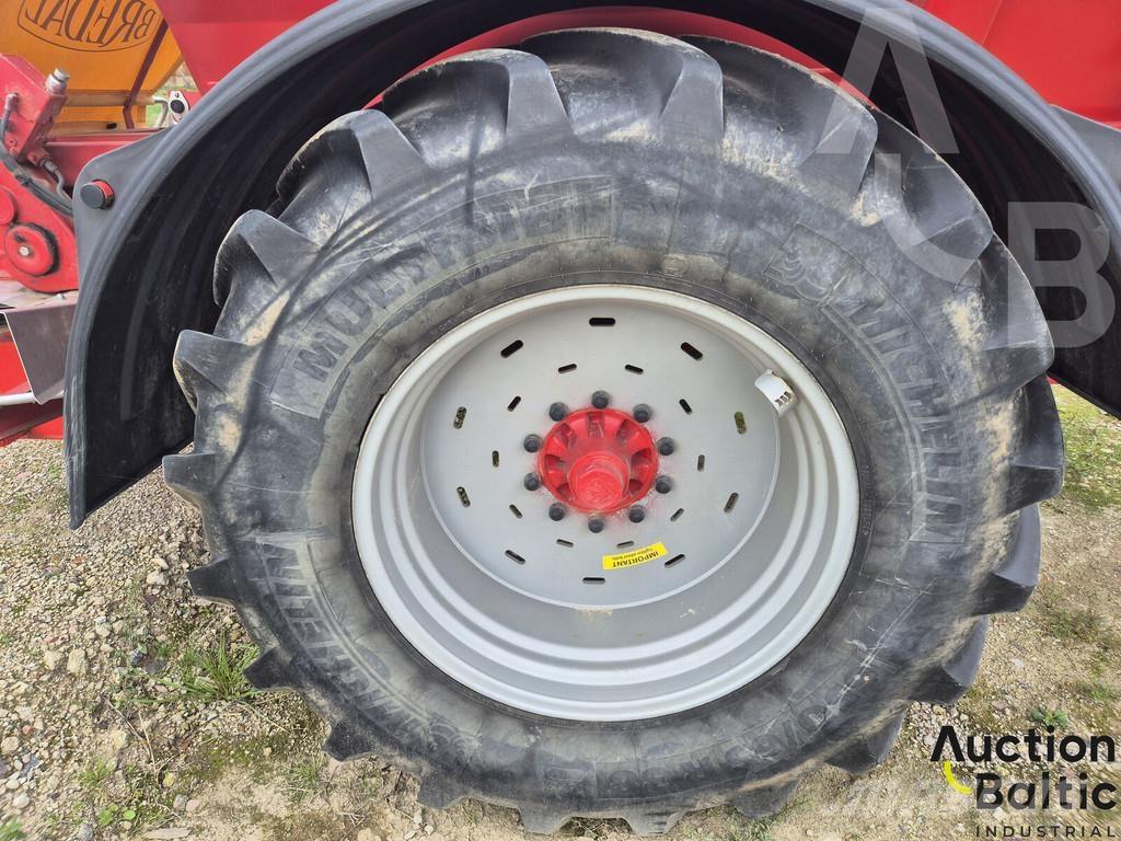 Bredal F10 Mineralinių trąšų barstytuvai