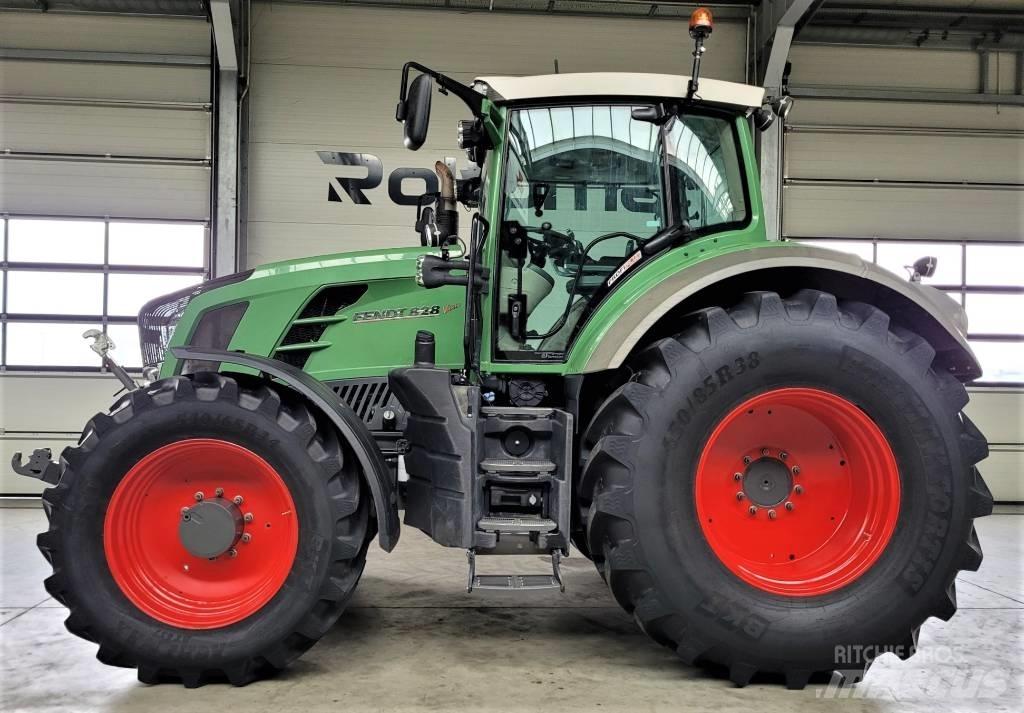 Fendt 828 Profi Plus Traktoriai