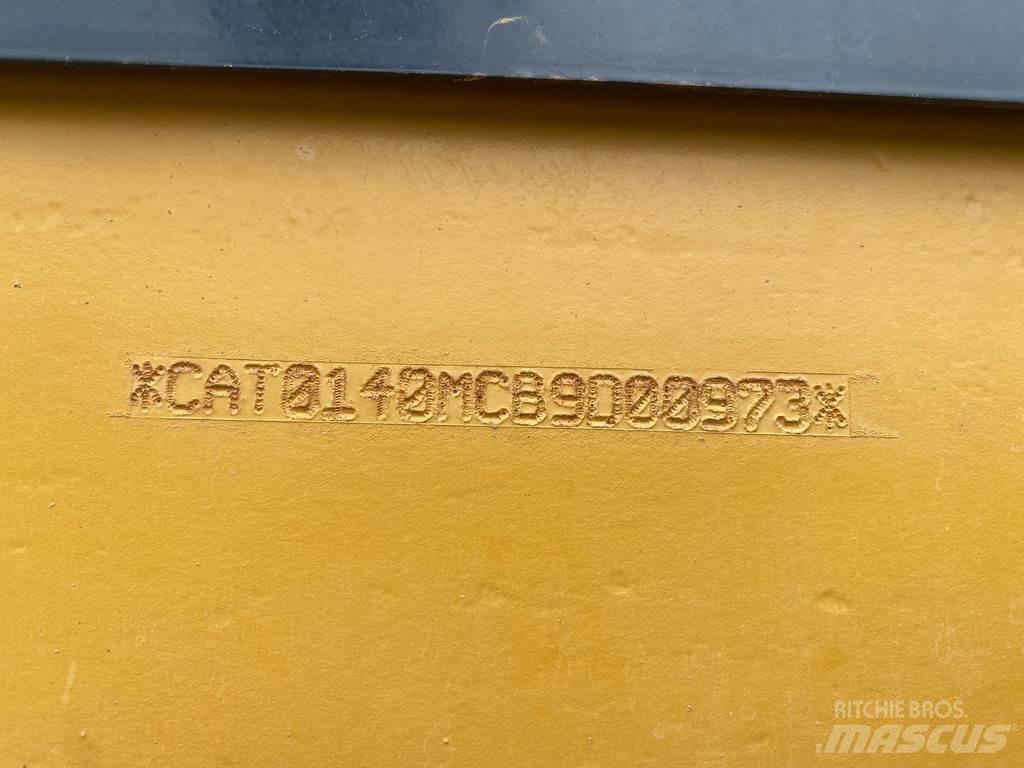 CAT 140M Greideriai