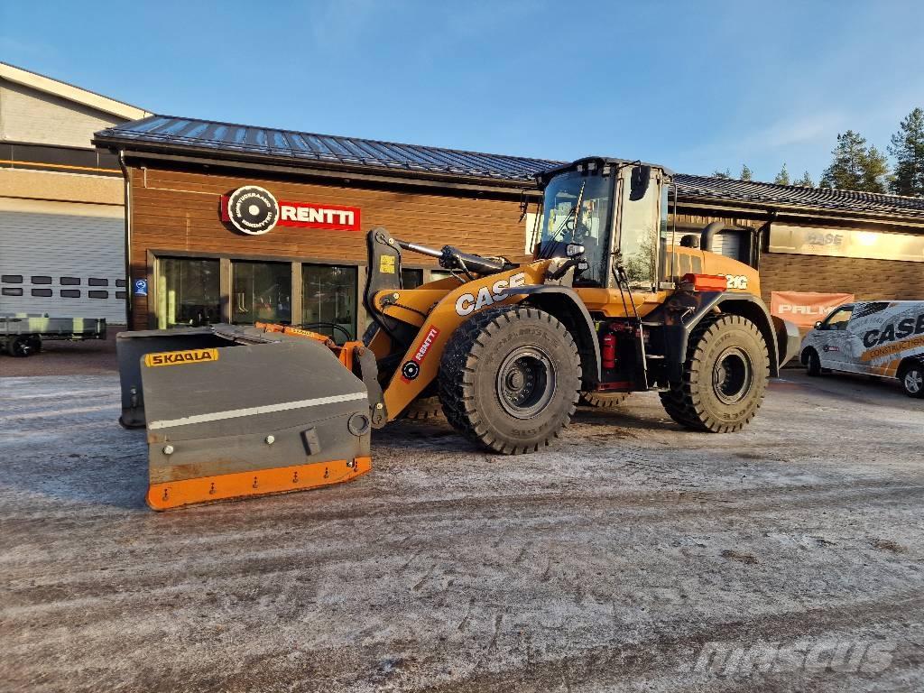 CASE 821 G2 Naudoti ratiniai krautuvai