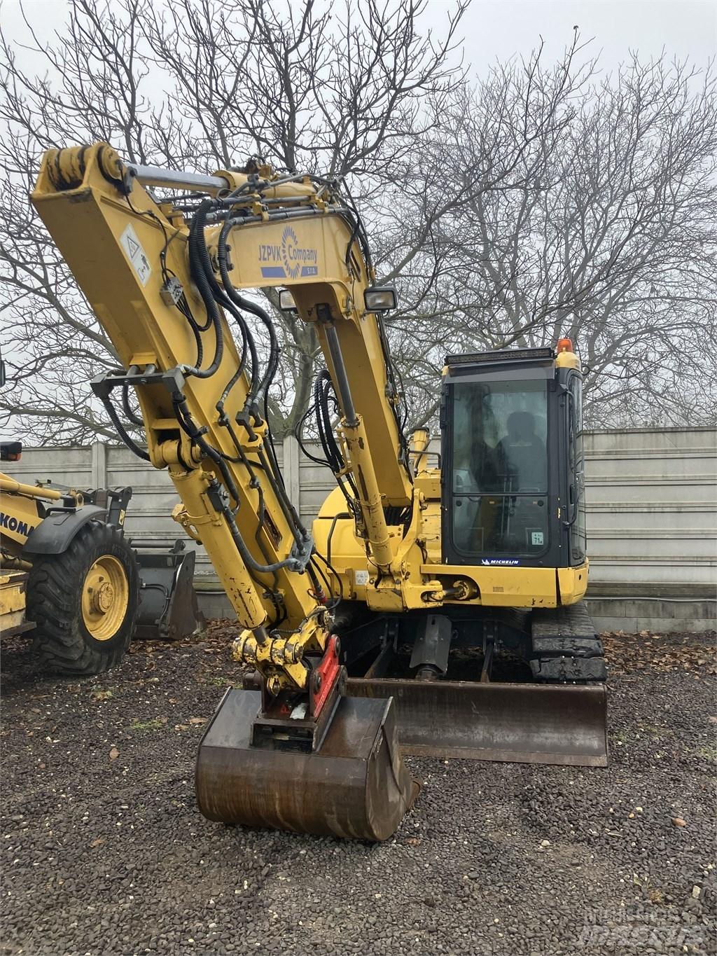 Komatsu PC 88 MR-10 Vidutinės galios ekskavatoriai 7-12 t