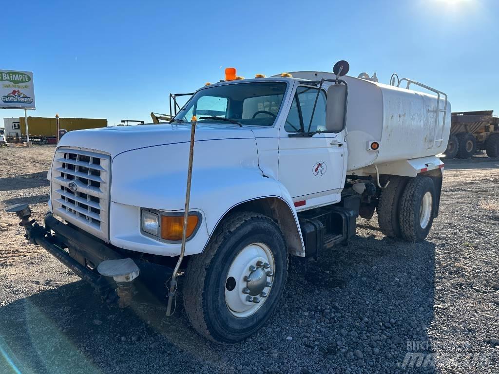 Ford F 800 Vandens sunkvežimiai