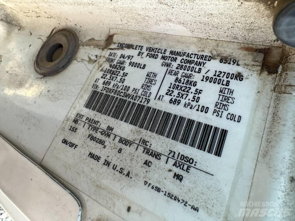 Ford F 800 Vandens sunkvežimiai