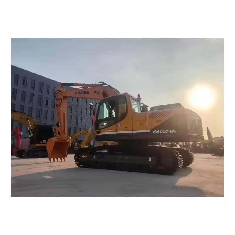 Hyundai HX 220 LC-9S Vikšriniai ekskavatoriai