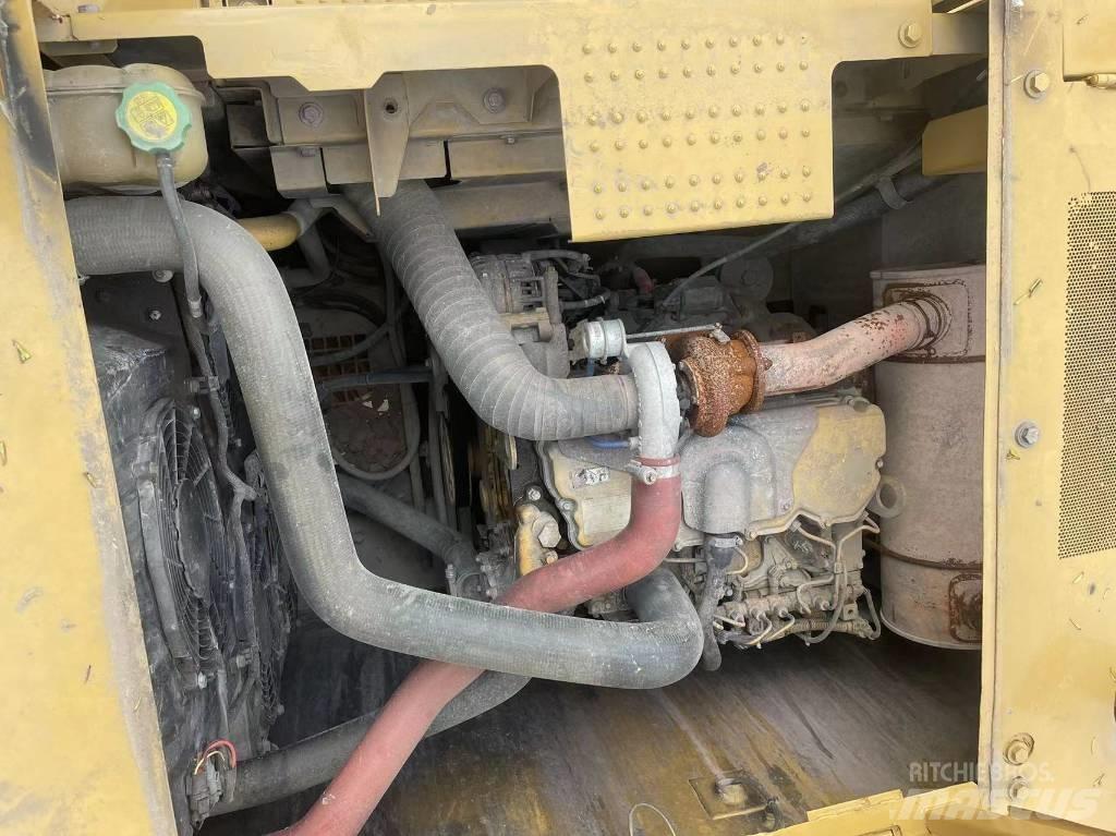 CAT 320GC Vikšriniai ekskavatoriai