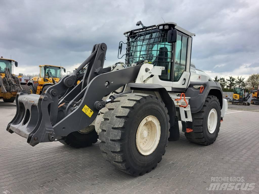 Volvo L 110 H Naudoti ratiniai krautuvai