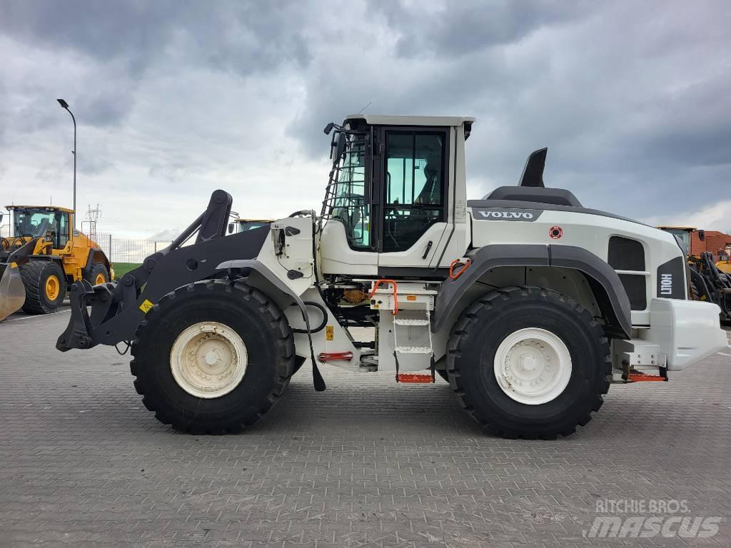 Volvo L 110 H Naudoti ratiniai krautuvai