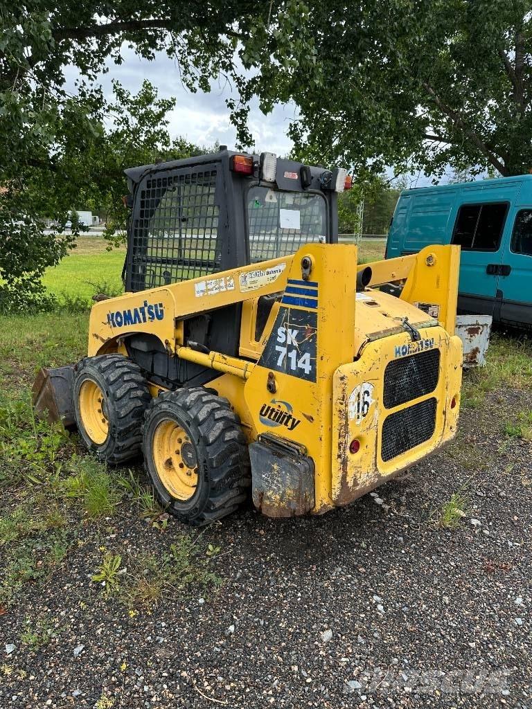 Komatsu SK 714 Krautuvai su šoniniu pasukimu