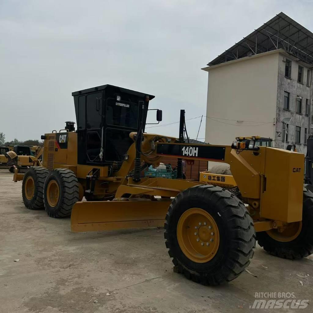 CAT 140 H Greideriai