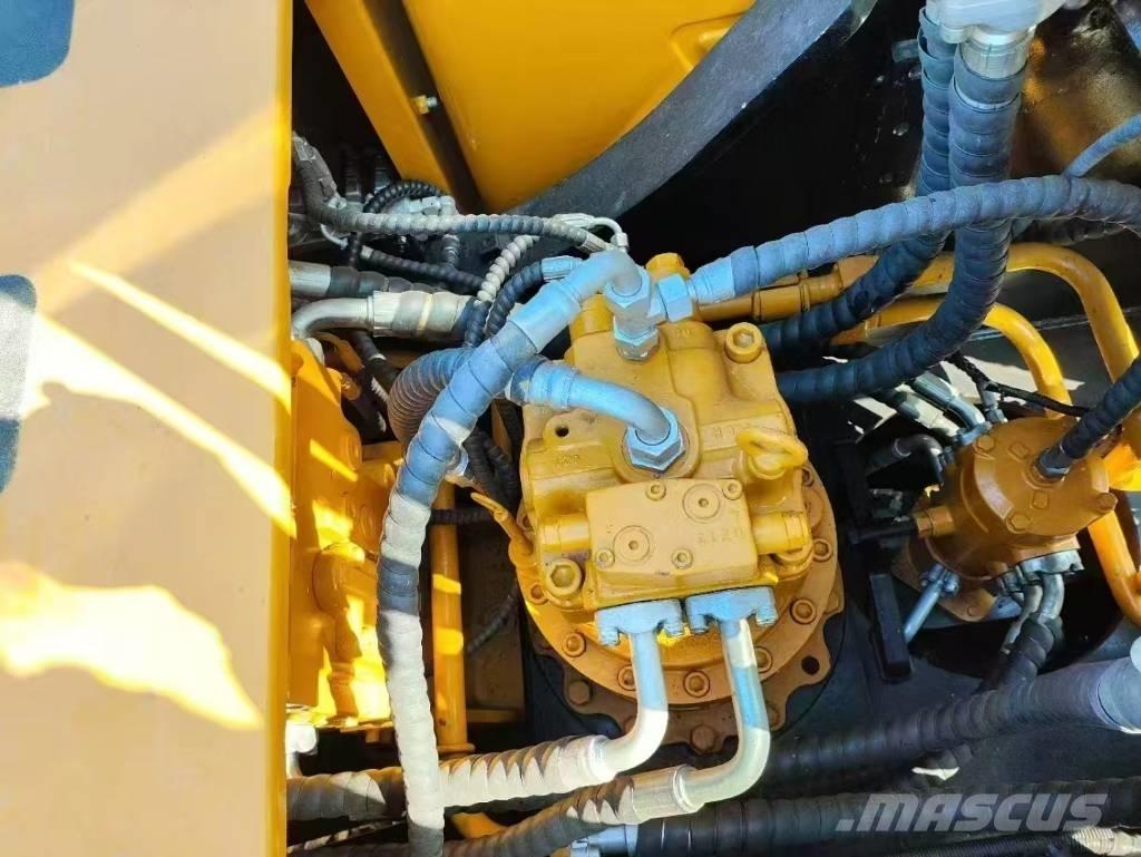 Sany SY215C Vikšriniai ekskavatoriai