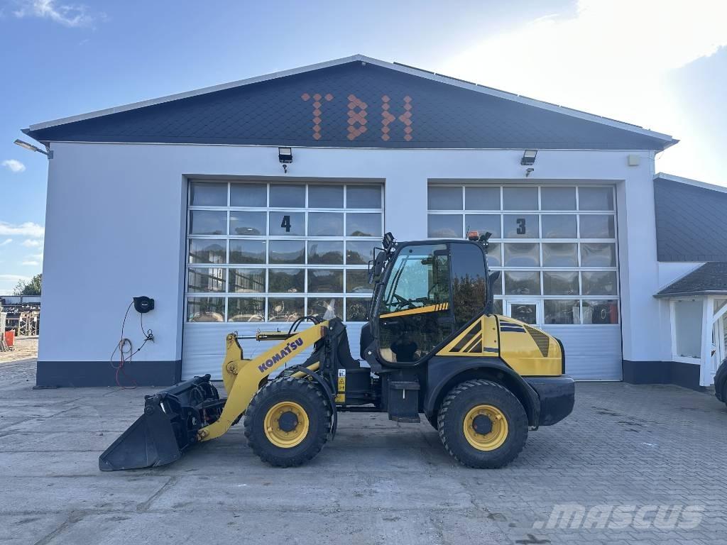 Komatsu WA 80-6 Naudoti ratiniai krautuvai
