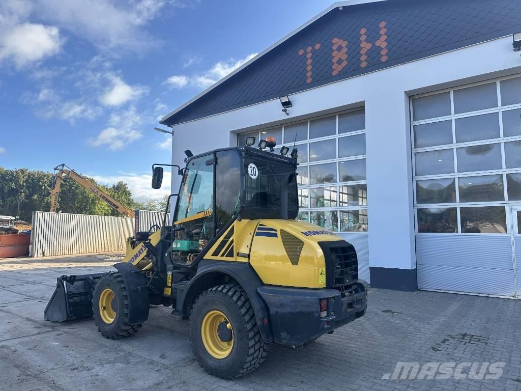 Komatsu WA 80-6 Naudoti ratiniai krautuvai