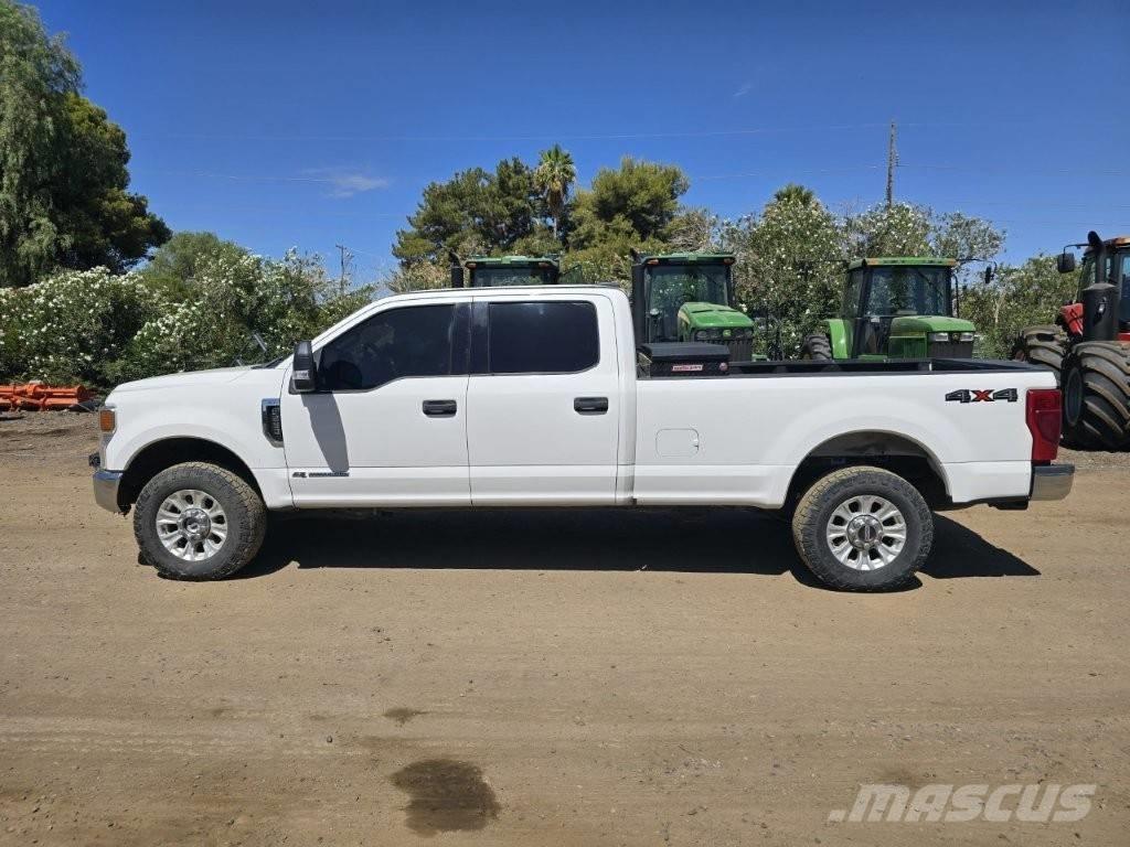 Ford F 250 FX4 Kita