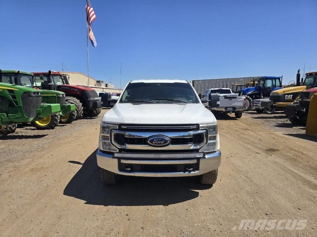 Ford F 250 FX4 Kita