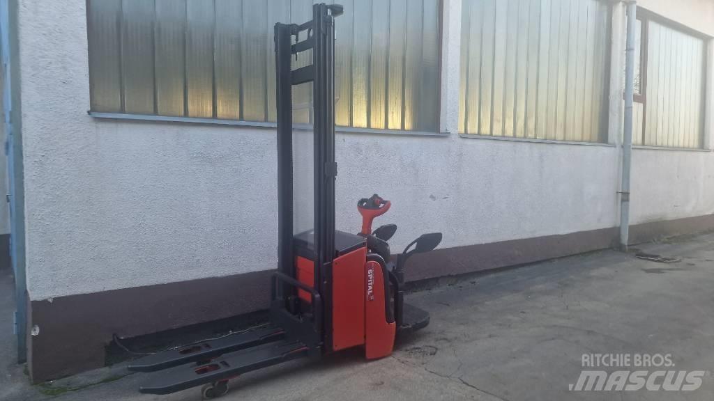 Linde L14APi-372 Žemų aukščių keltuvai su platforma
