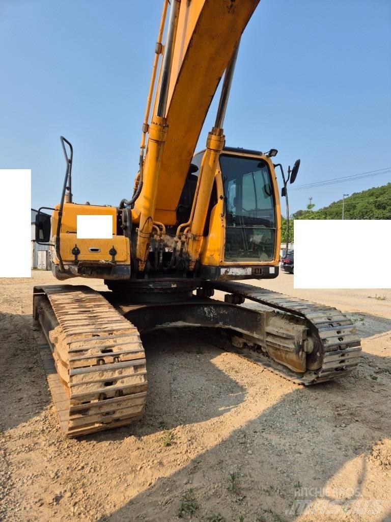 Hyundai Robex 300 LC Vikšriniai ekskavatoriai