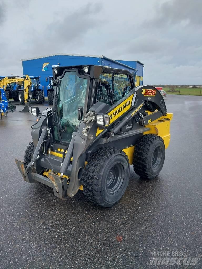 New Holland L328 Naudoti kompaktiški traktoriai
