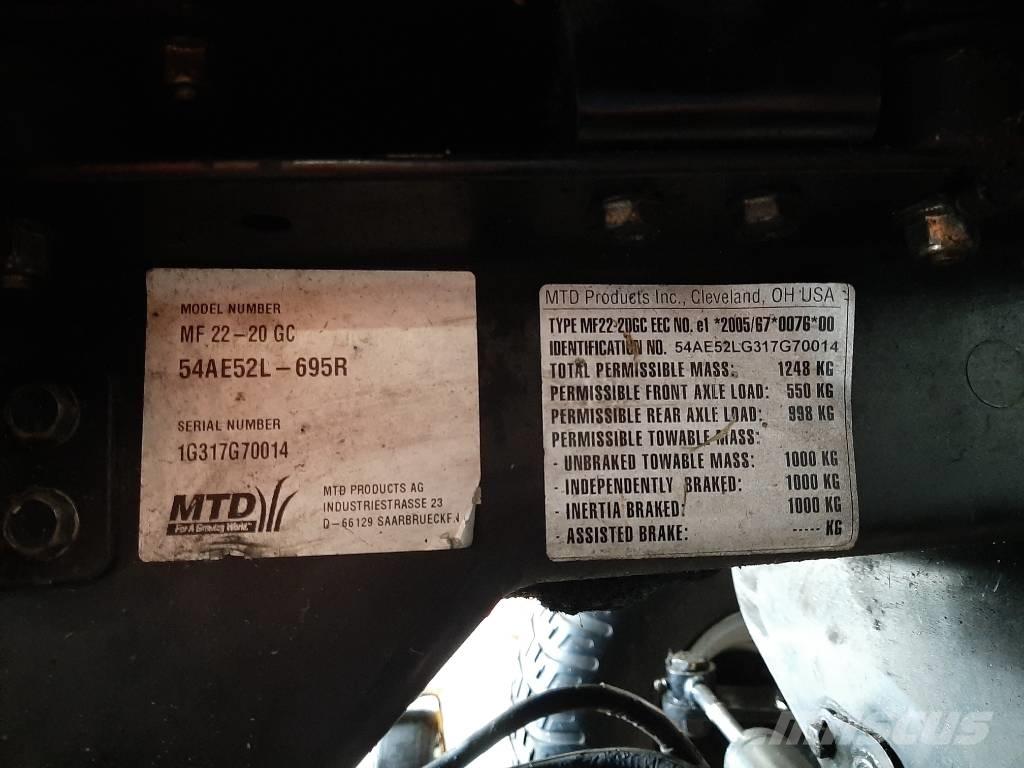 Cub Cadet 5264 Naudoti kompaktiški traktoriai