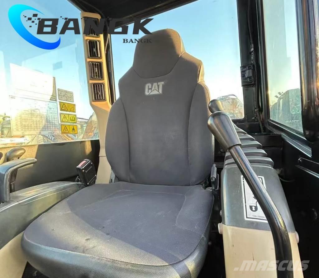 CAT 306e2 Vikšriniai ekskavatoriai