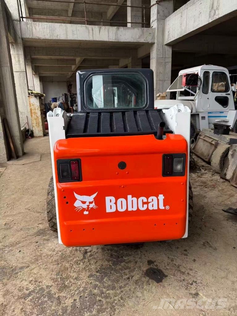 Bobcat S 160 Krautuvai su šoniniu pasukimu
