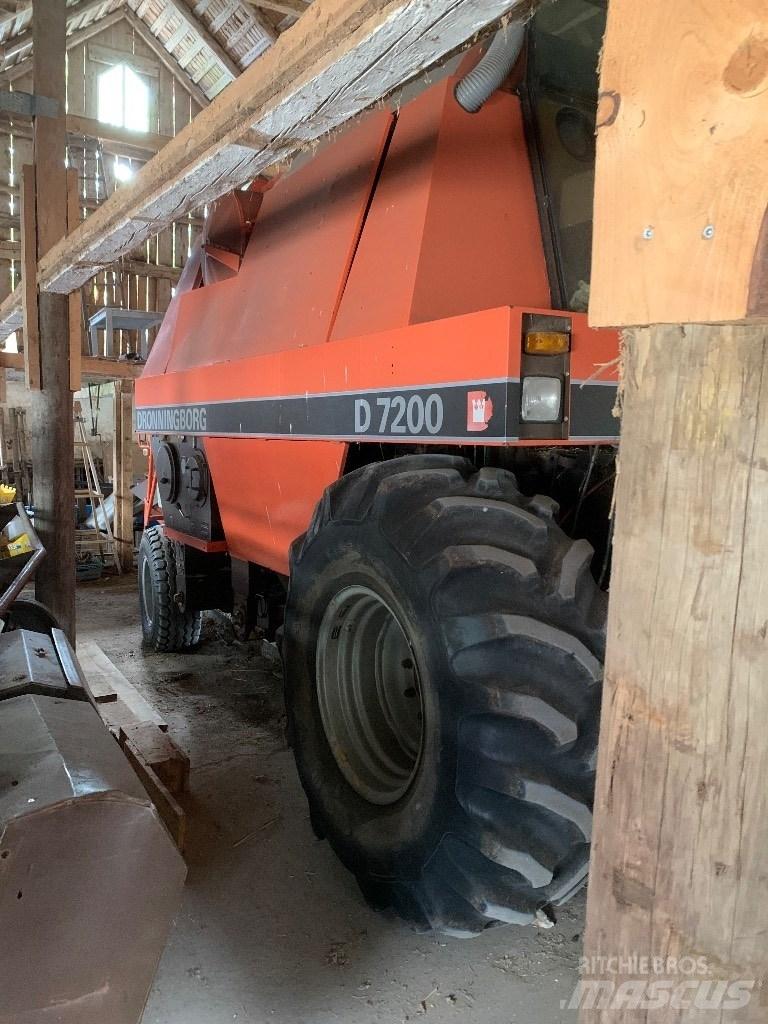 Dronningborg 7200 Derliaus nuėmimo kombainai