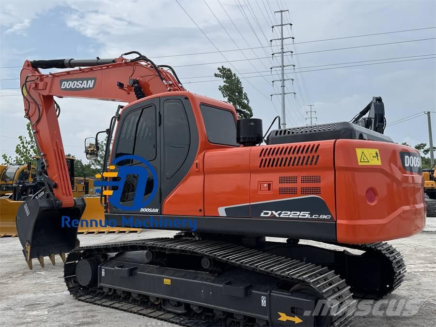 Doosan DX 225 LC-9C Vikšriniai ekskavatoriai