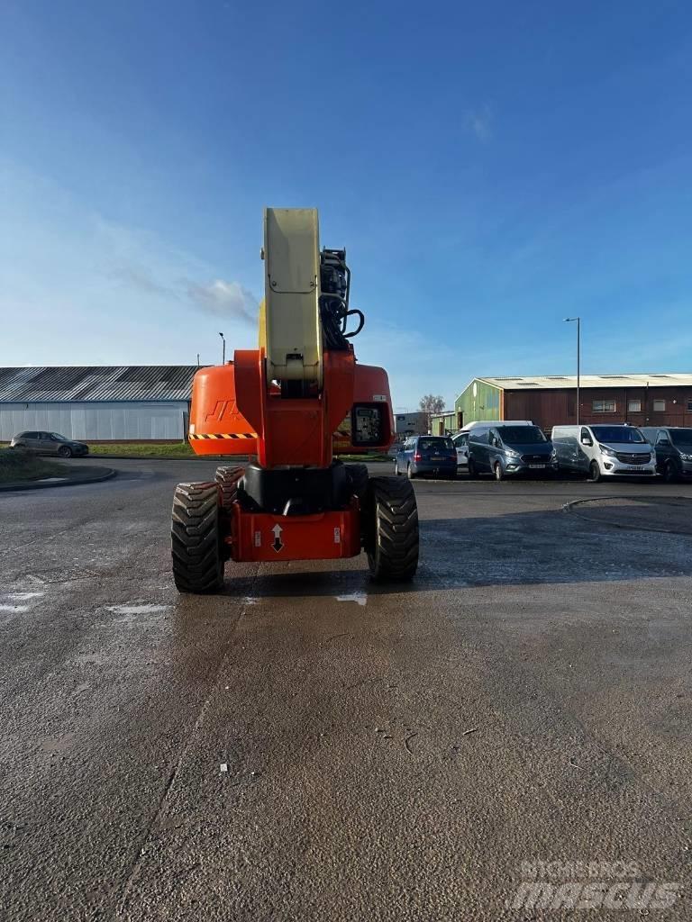 JLG 1250 AJP Alkūniniai keltuvai