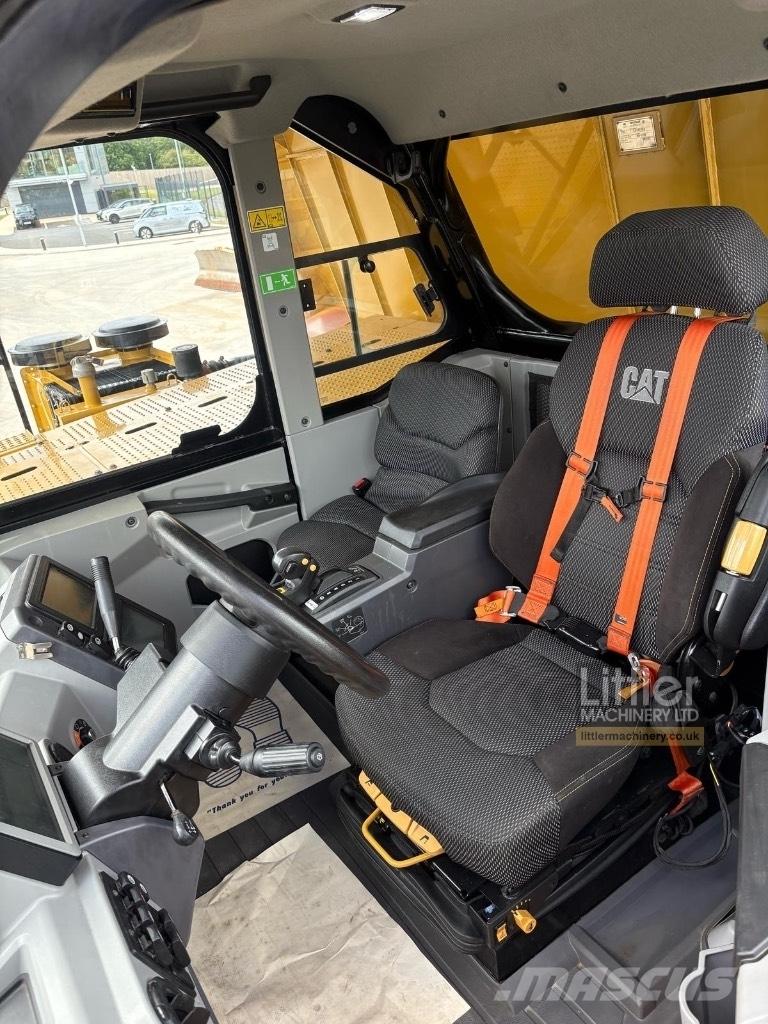 CAT 775 G Atliekų išvežimo technika