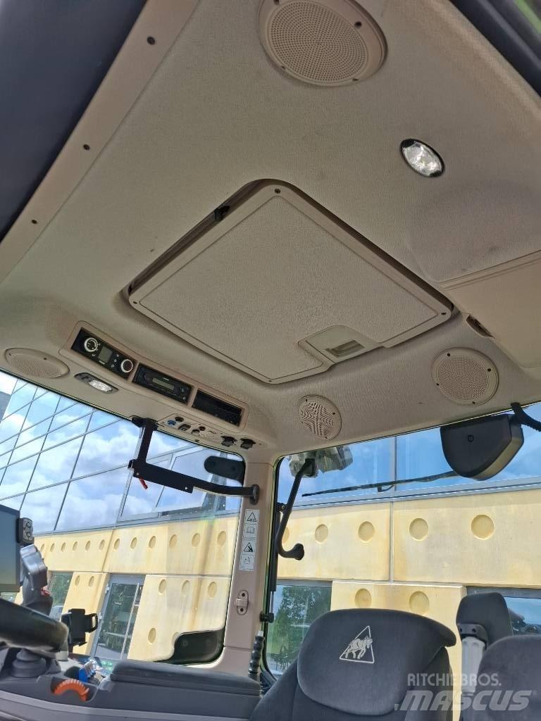 Fendt 724 Profi Plus Traktoriai
