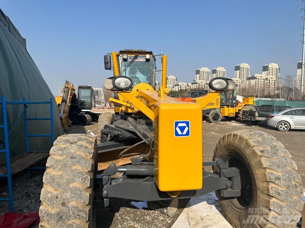 XCMG GR180 Greideriai