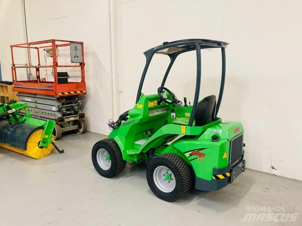 Avant 420 Mini krautuvai