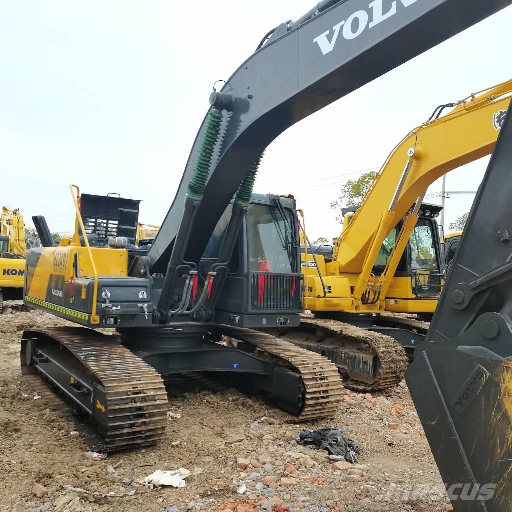 Volvo EC 240 Vikšriniai ekskavatoriai