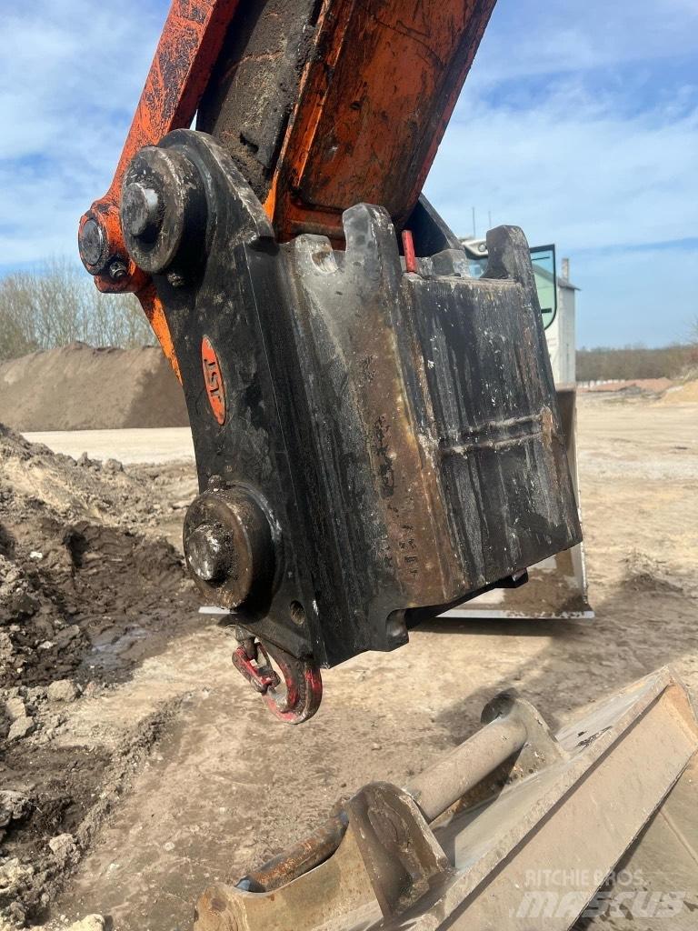 Doosan DX 180 LC-3 Vikšriniai ekskavatoriai