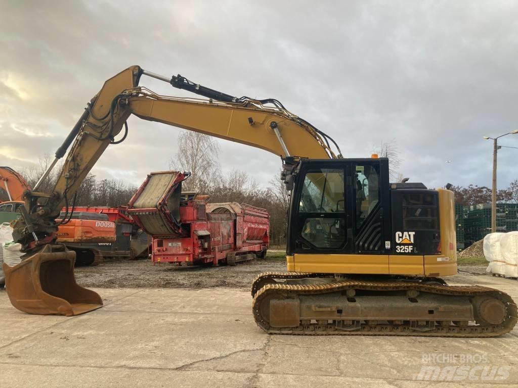 CAT 325 F LCR Vikšriniai ekskavatoriai